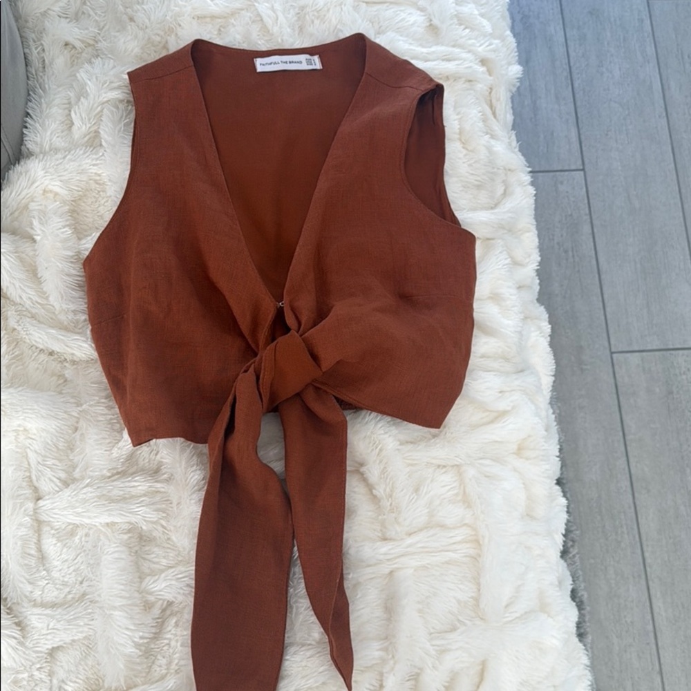 Front tie crop top